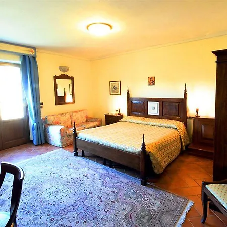 Borgo I Tre Baroni Moggiona