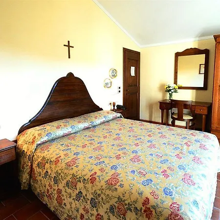 Casa de Campo Borgo I Tre Baroni Moggiona