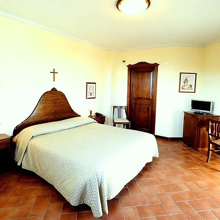 Borgo I Tre Baroni Casa de Campo Moggiona