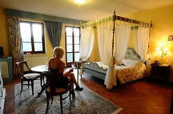 Casa de Campo Borgo I Tre Baroni Moggiona